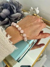 Load image into Gallery viewer, Rose quartz bracelet // Apyrankė su rožiniu kvarcu
