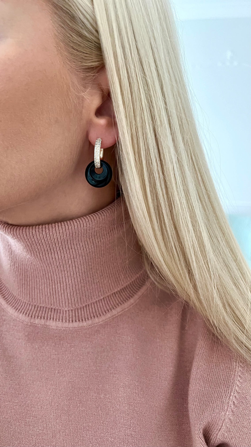 Ring earrings, onyx stone // Auskarai rinkės, onikso akmenys