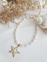 Load image into Gallery viewer, Freshwater Pearl necklace STAR / Upinių perlų vėrinys &quot;Žvaigždė&quot;
