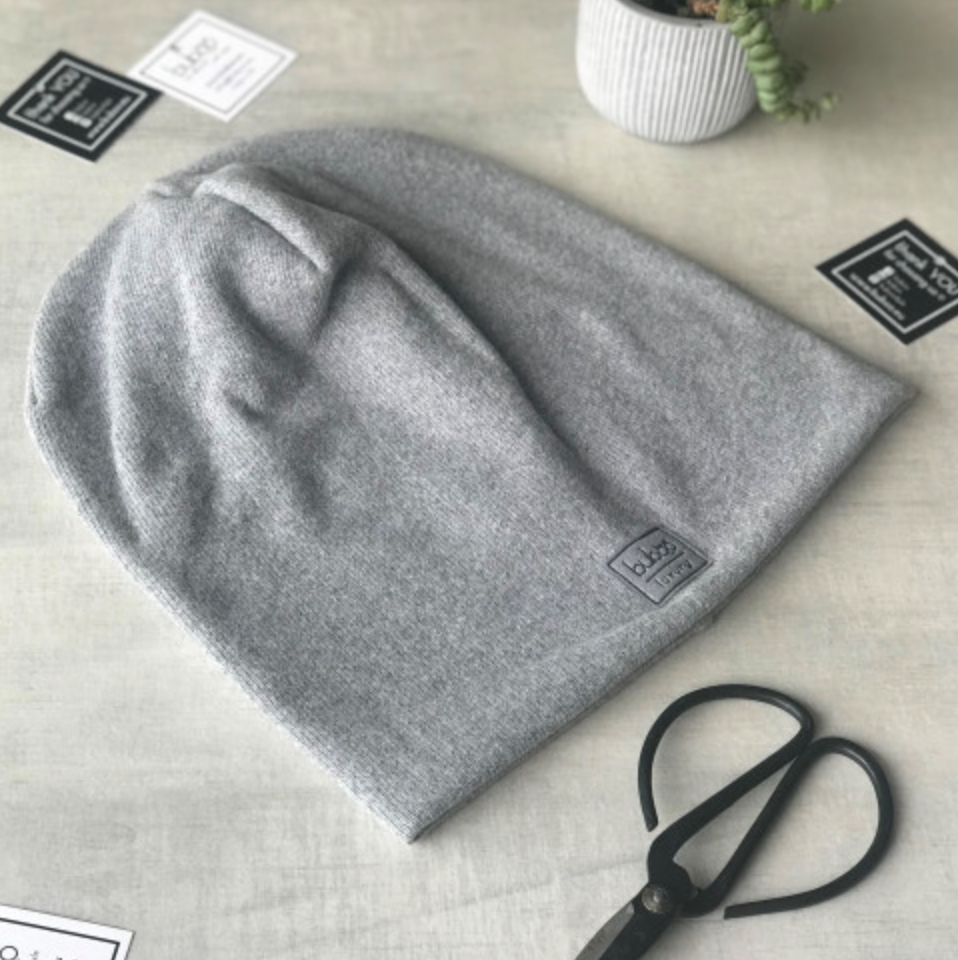 Mens light grey fall-winter beanie/Vyriška rudeninė-žiemine sviesiai pilka kepurė