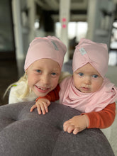 Load image into Gallery viewer, Kids thin stretchy cotton beanie UPSIDEDOWN - blush powder / Vaikiška plona kepurė UPSIDEDOWN - pudra
