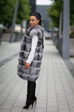 Load image into Gallery viewer, Long vest of black silver fox fur / Ilga juodsidabrės lapės kailio liemenė menė
