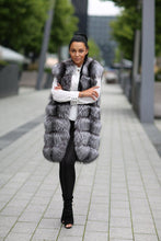 Load image into Gallery viewer, Long vest of black silver fox fur / Ilga juodsidabrės lapės kailio liemenė menė
