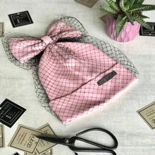 Load image into Gallery viewer, Girl beanie FASHIONISTA powder with a pink tulle / Kepurė FASHIONISTA su tuliu
