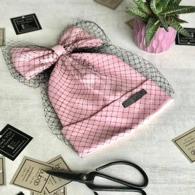 Girl beanie FASHIONISTA powder with a pink tulle / Kepurė FASHIONISTA su tuliu